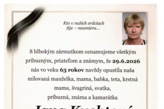 Fotografia Jany Kuchtovej, zosnulej ženy vo veku 63 rokov, oznamujúca jej úmrtie a poslednú rozlúčku v Dome smútkov v Senici.