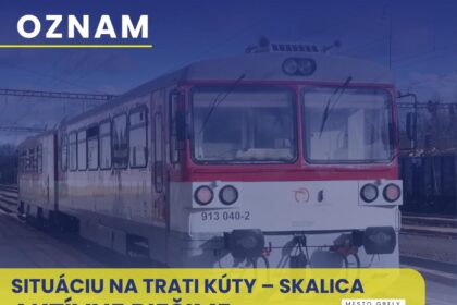 Fotografia vlaku na železničnej trati s označením čísla vlaku 913 040-2, symbolizujúca vlakovú dopravu medzi Kútmi a Skalickou oblasťou.