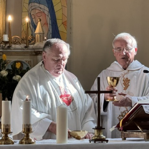 Slávnostná omša v kostole pri príležitosti 75. výročia CSS Rohov.